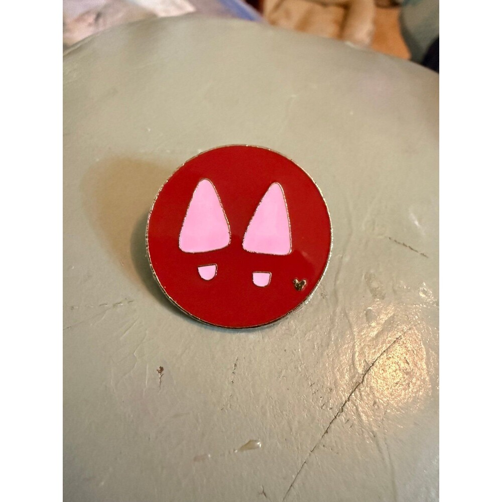 2007 Disney Hidden Mickey Series Minnie Mouse Footprints Pin